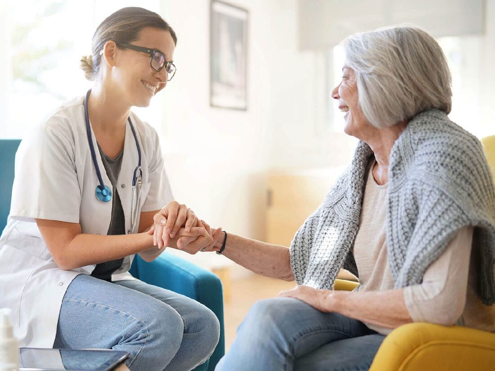 A US Wound nurse practitioner providing in-home wound care in Collin County, Texas